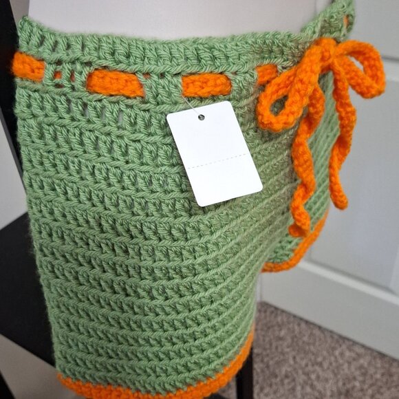 BEACH SHORTS (SML) - Picture 5 of 6